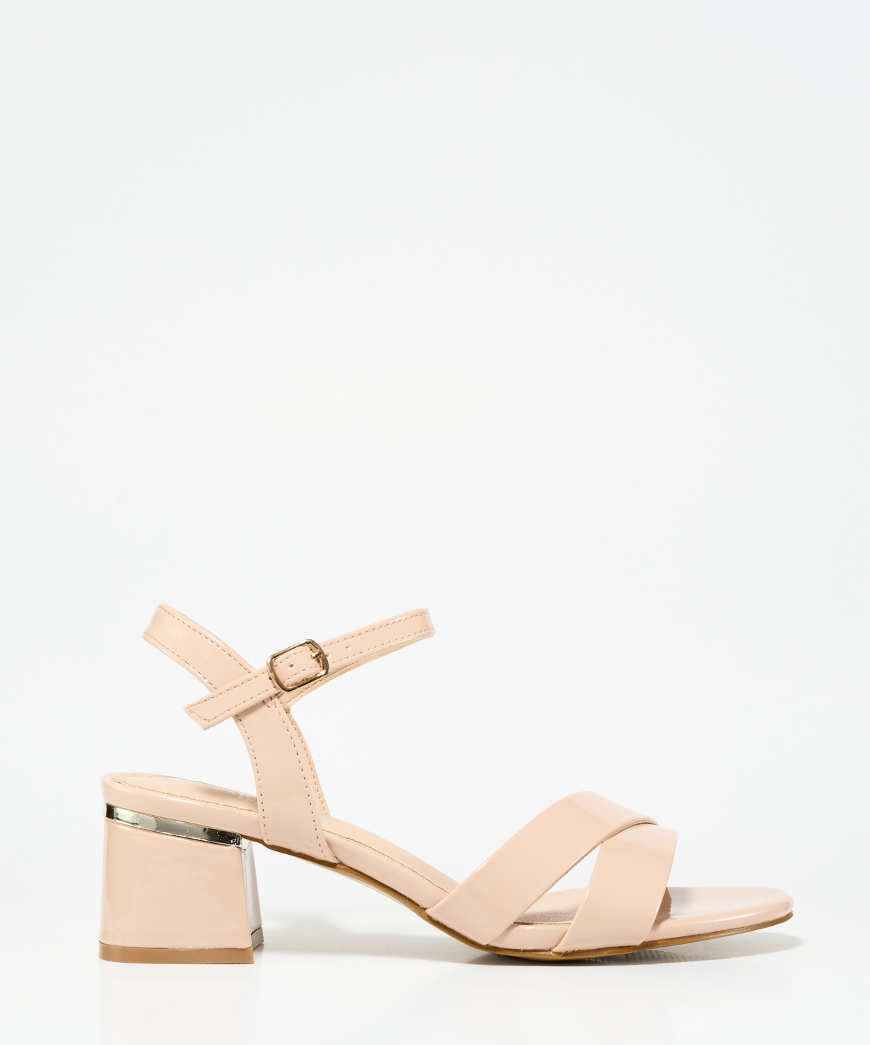 Sandalias tacón detalle